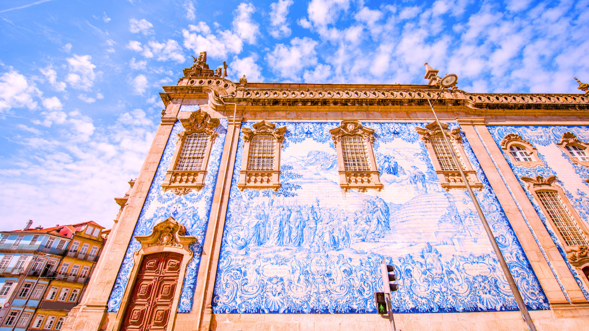 Carmo Church tiles in Porto