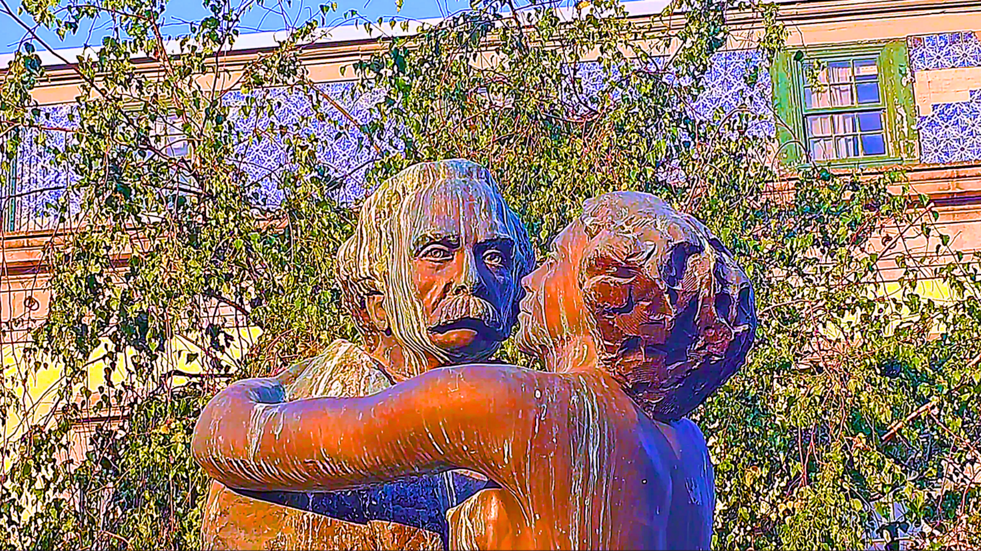 Sculptures connected to Camilo Castelo Branco and Ana Plácido in Porto