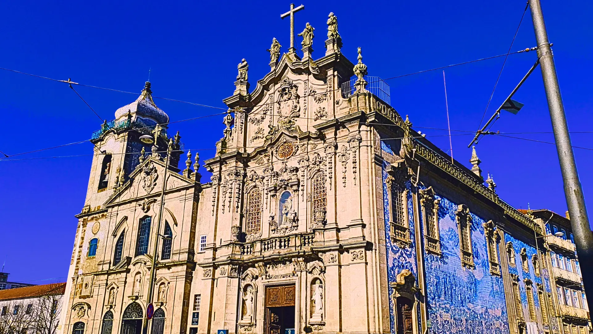 Carmo Church with tiled facade in Porto