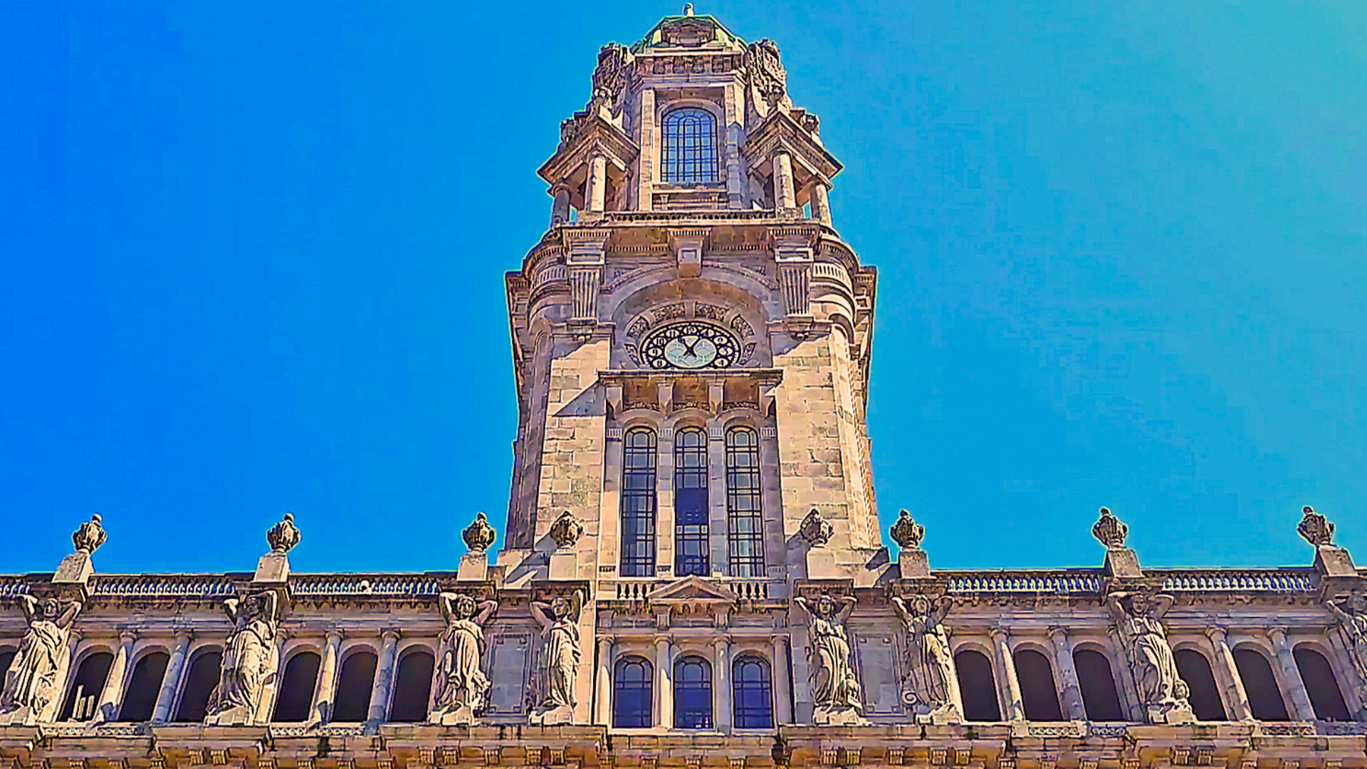 Porto City Council building on Avenida dos Aliados
