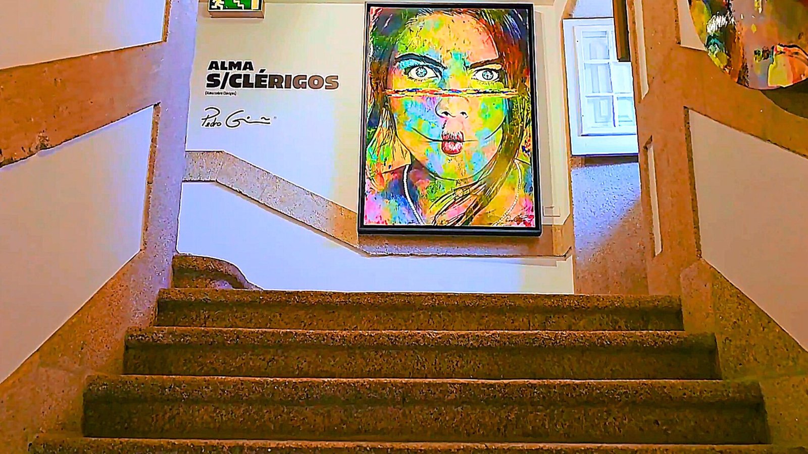 Stair hall and painting inside Clérigos