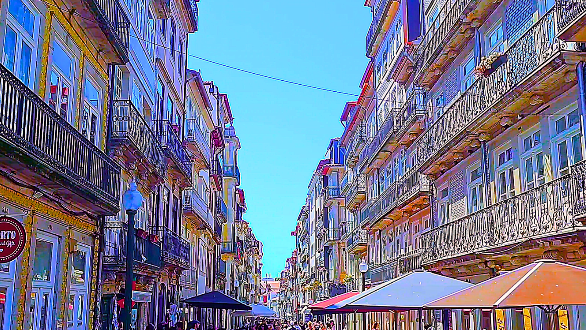 Rua das Flores in Porto