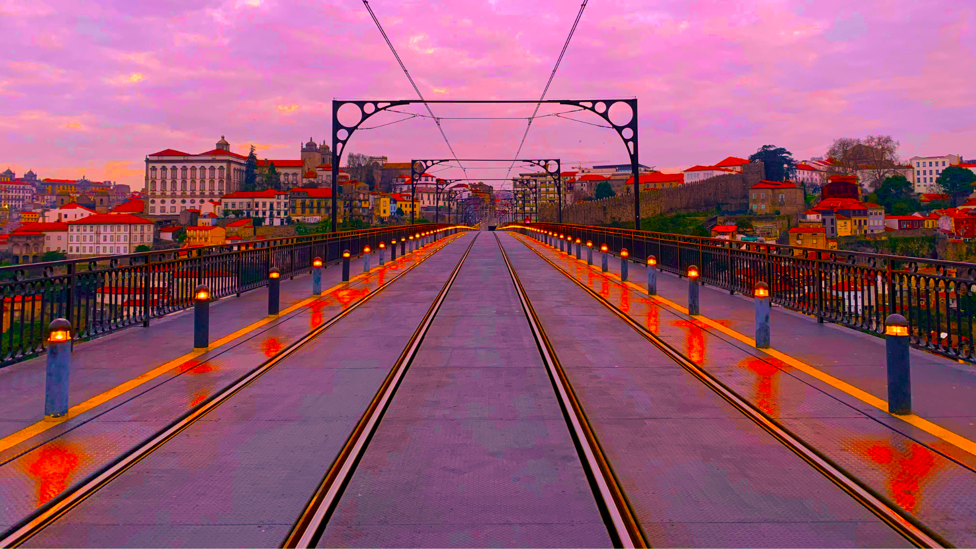 Luís I Bridge and the Douro River in Porto