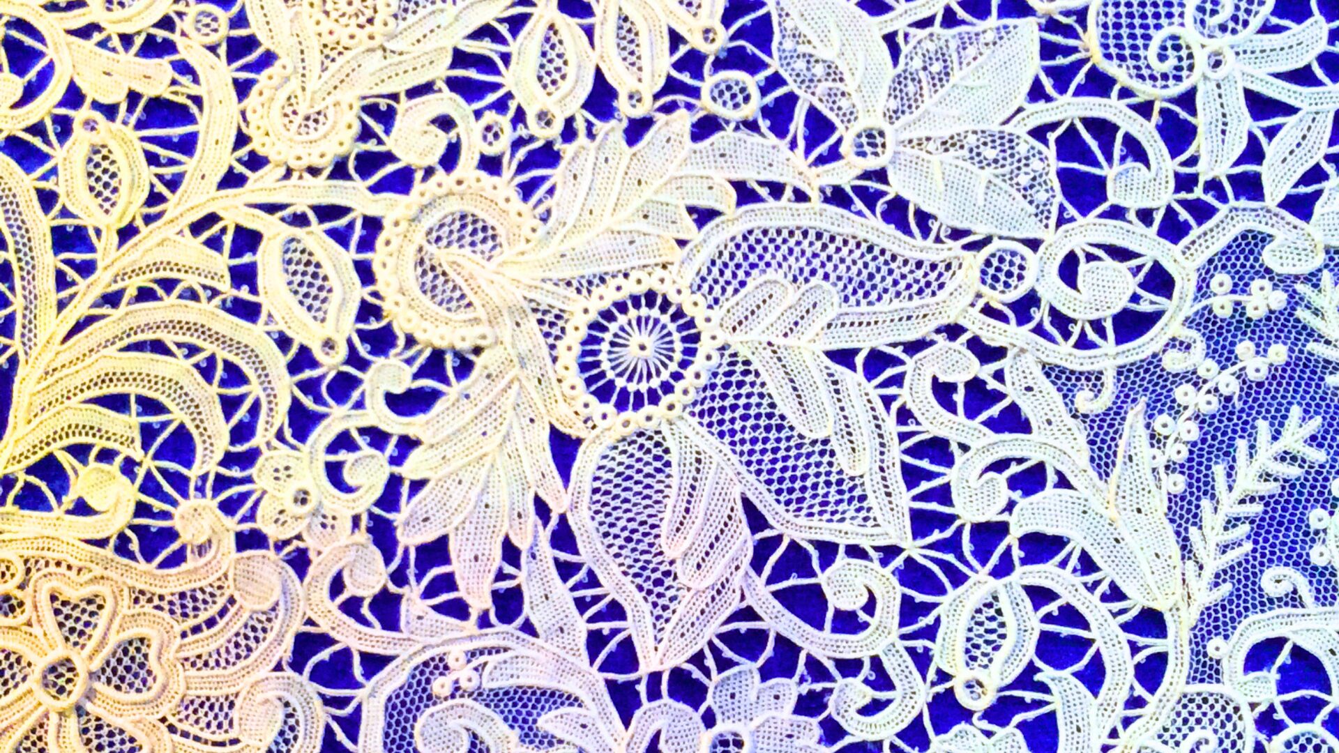 Traditional lace cloths in Porto