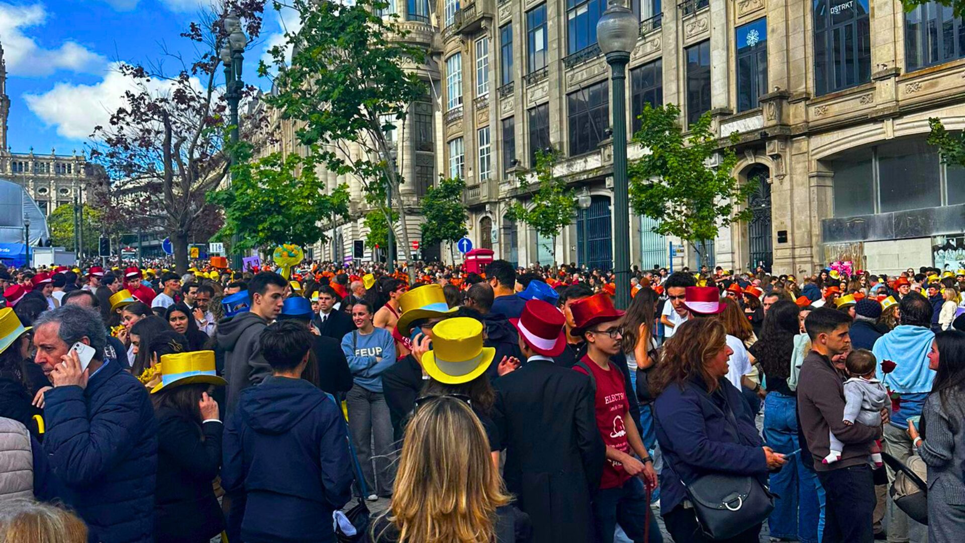 Queima das Fitas atmosphere in Porto