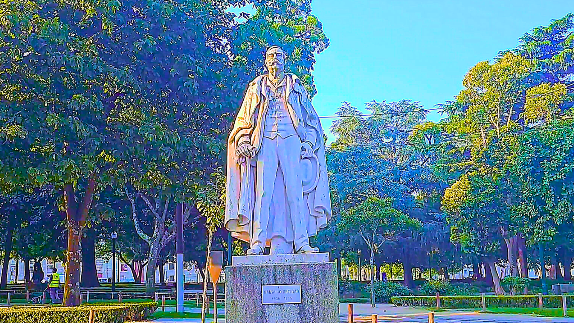 Ramalho Ortigão sculpture in Porto
