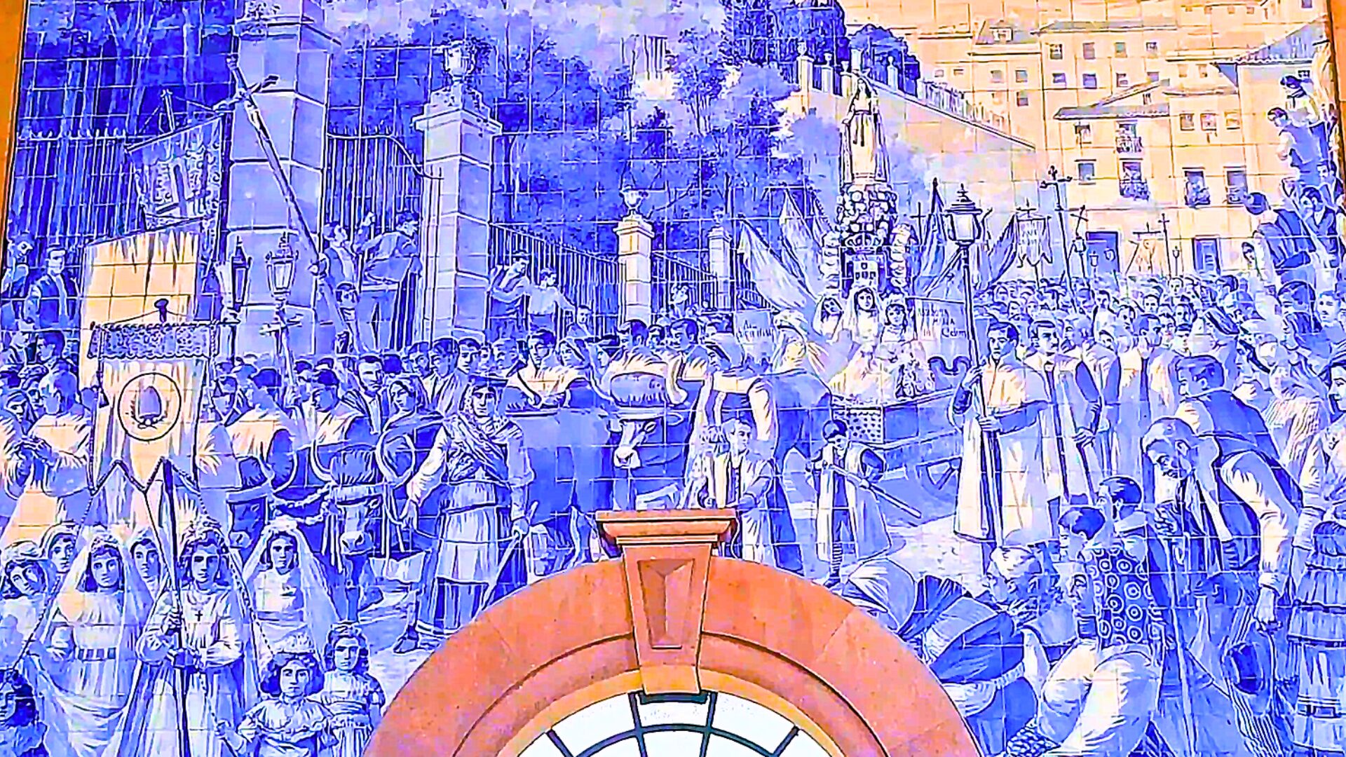 Jorge Colaço azulejo panels inside São Bento Station in Porto