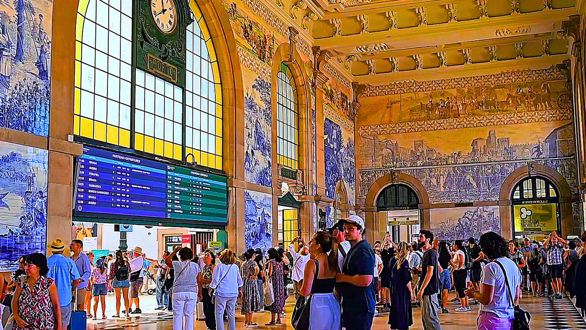 São Bento Station interior tile panels in Porto
