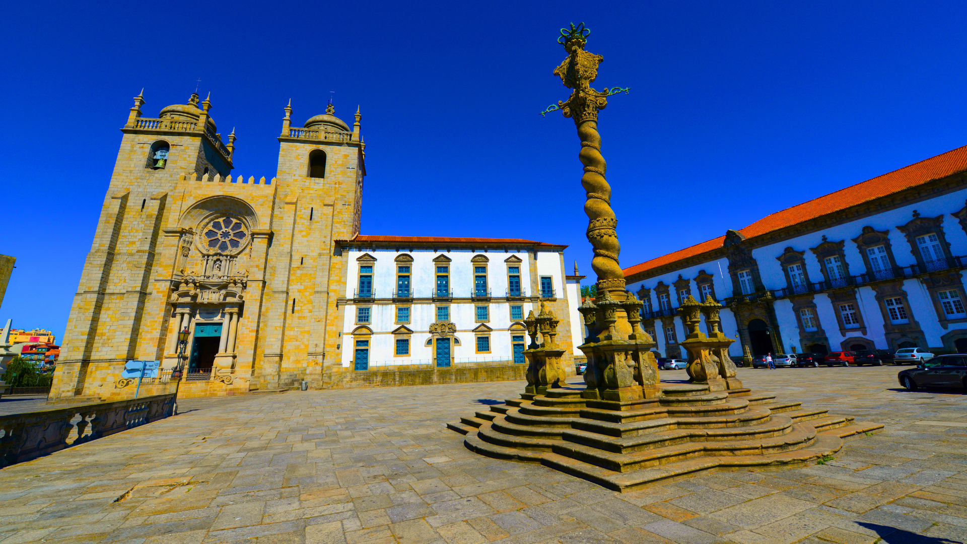 Porto Cathedral exterior