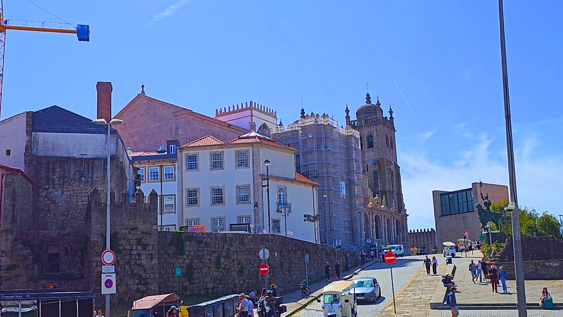 Porto Cathedral seen from a northern street