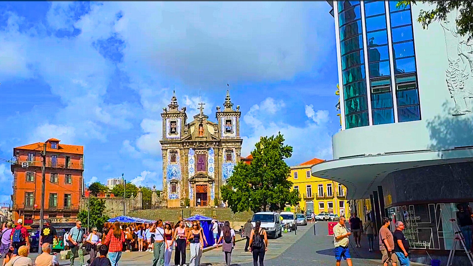 Santo Ildefonso Church in Porto