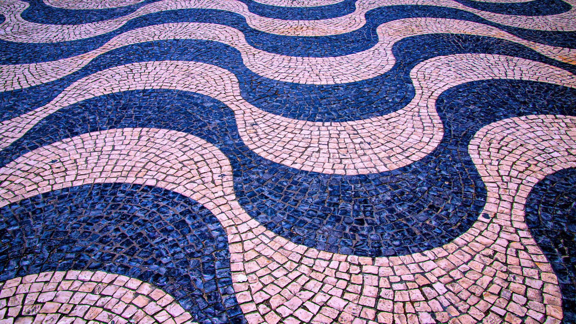 Tiles in Porto