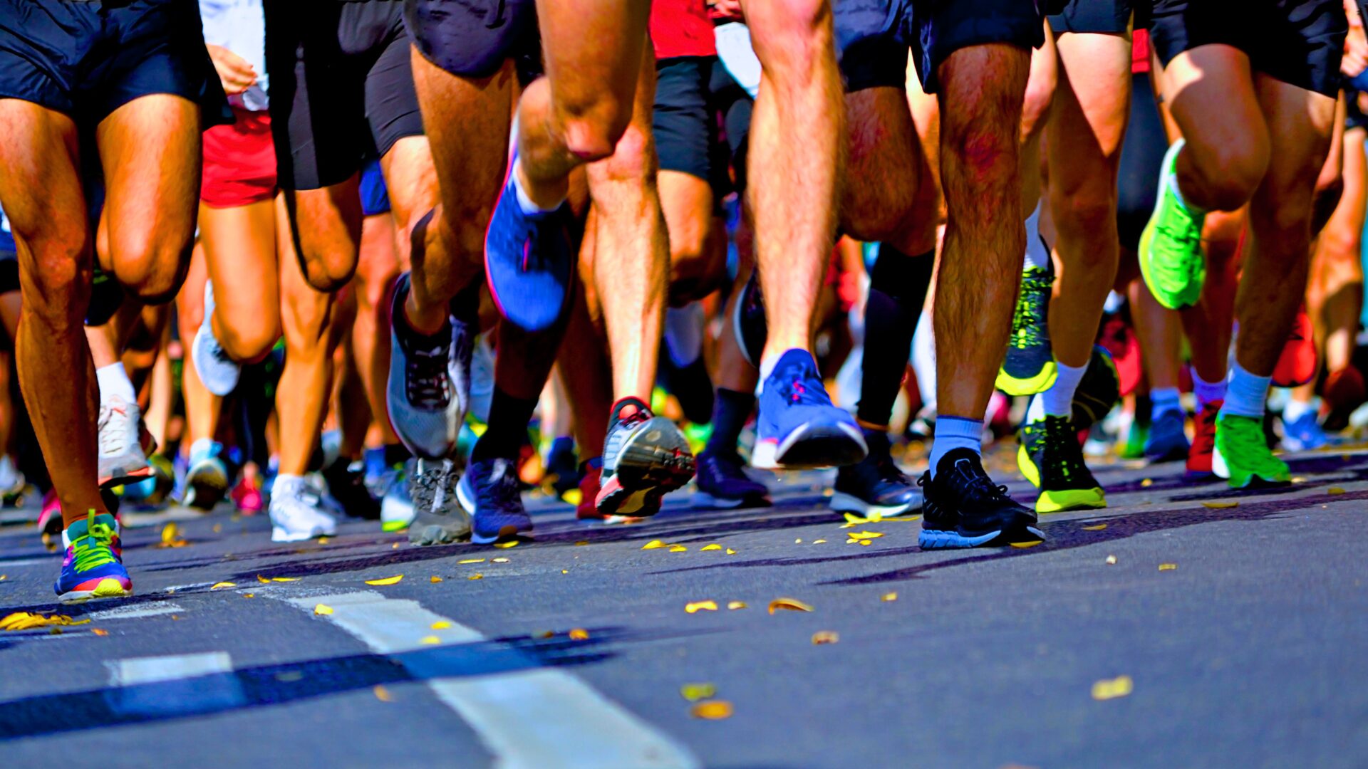 Runners in Porto
